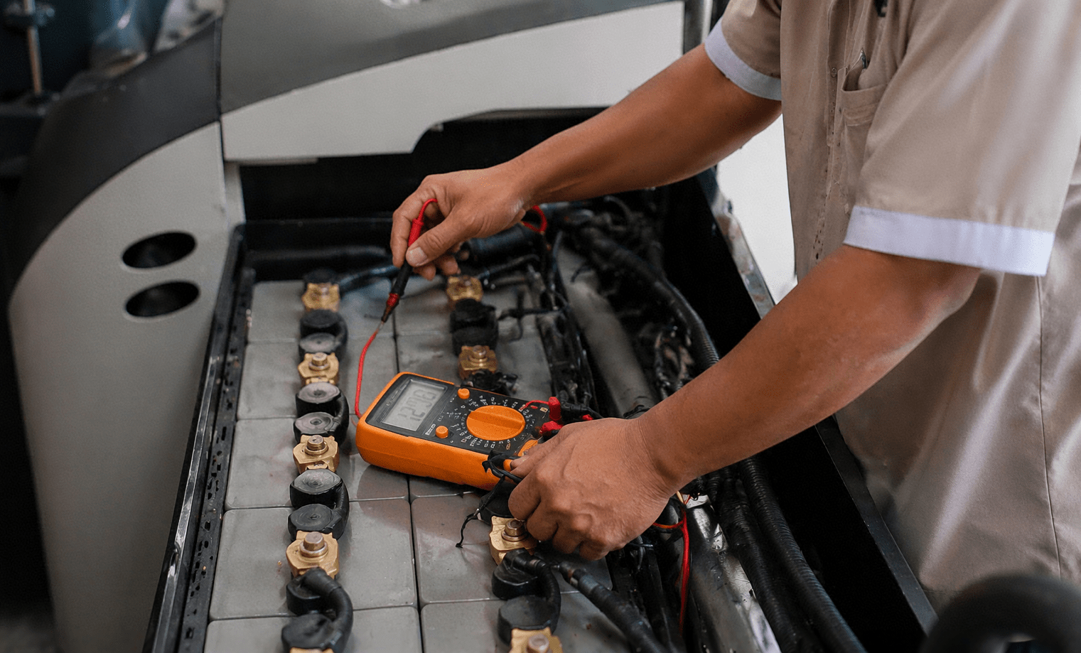 Baterai forklift BPSI untuk kebutuhan warehouse dan manufaktur